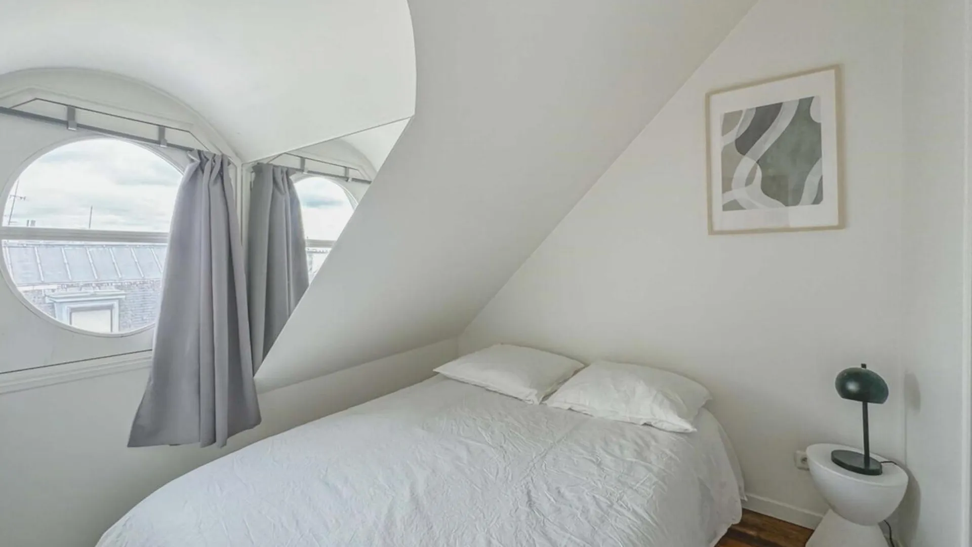 Apartment Flexliving - Onebedroom - Malesherbes - Eiffel Tower View Paris